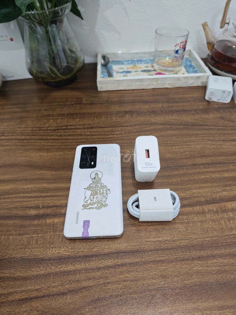 Huawei P40 Pro Plus 5G 512GB Trắng. Mua bán Điện thoại tại Quận Hoàng Mai Hà Nội được đăng bởi Trần Ngọc Hiếu hình 1