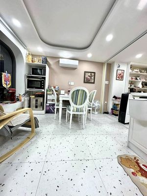 Townhouse 57 m² · 4 bed · Dương Quảng Hàm