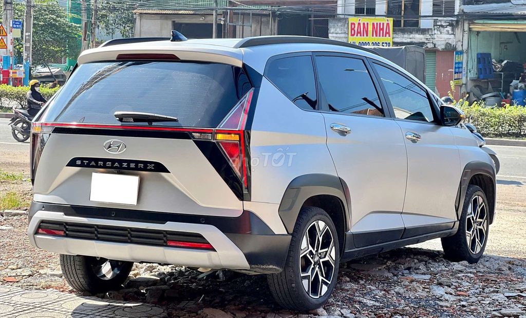 xe 2024 X - 23000 km. Mua bán Ô tô tại Quận Bình Thạnh Tp Hồ Chí Minh được đăng bởi Quốc việt  hình 6