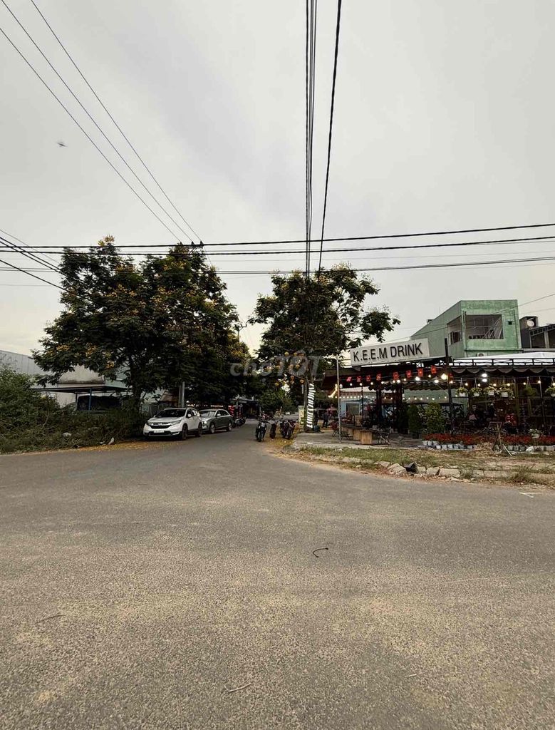 giá sập sàn, TĐC Hoà Liên 5, view trường học, gần nguyễn tất thành