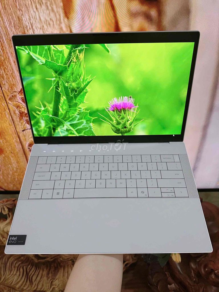 Dell XPS 14 9440 Core Ultra 7. Mua bán Laptop tại Quận Hoàng Mai Hà Nội được đăng bởi Sky Blue hình 1