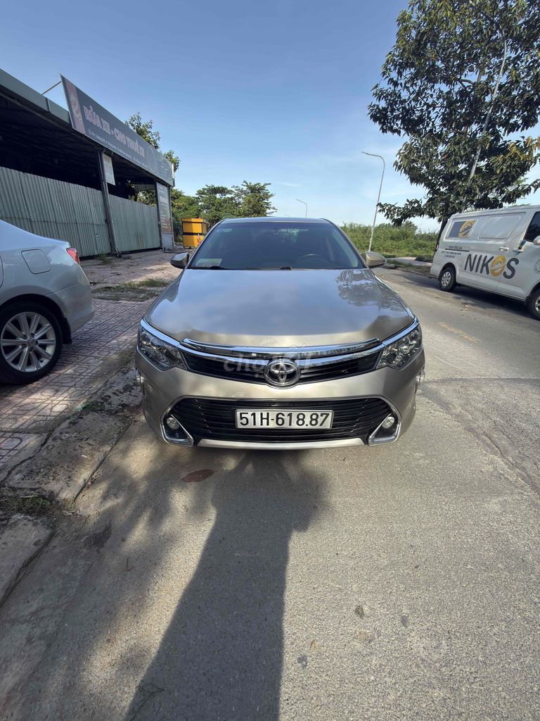 Toyota Camry 2018 2.5Q - 62000 km. Mua bán Ô tô tại Thành phố Biên Hòa Đồng Nai được đăng bởi Nguyễn Thành Đạt hình 6