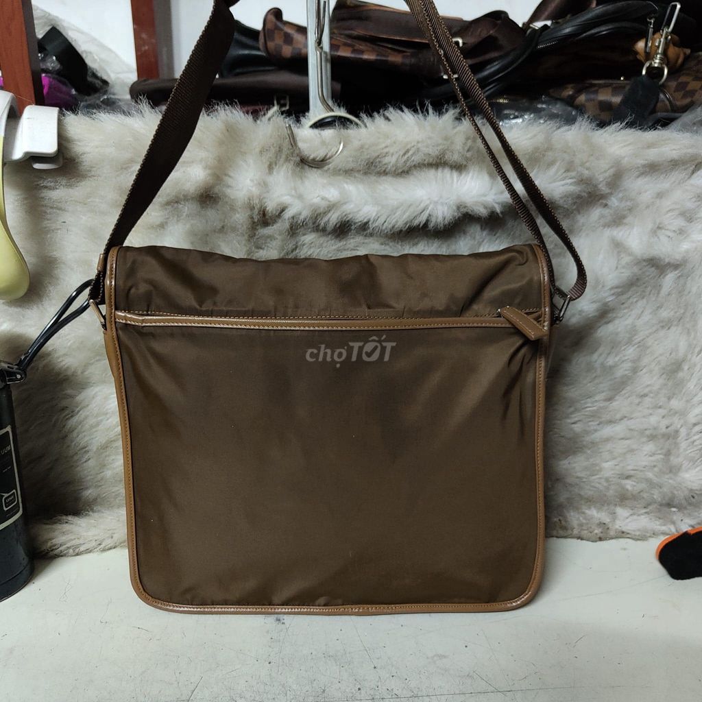 Thương hiệu Prada Milano size 34x30x12