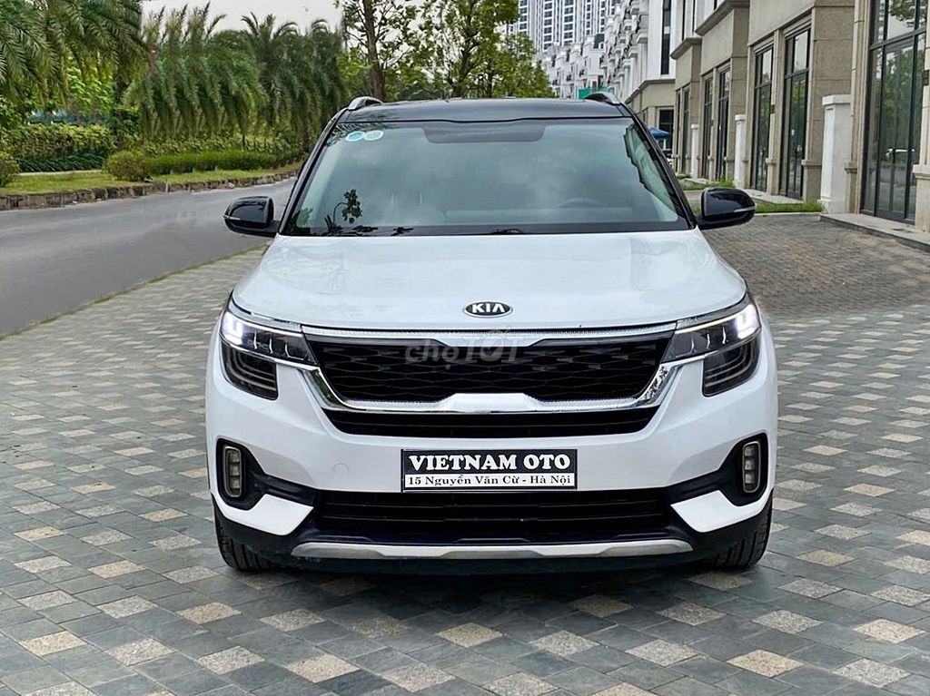 Kia Seltos Premium 1.4 AT SX 2022 Mới 98%