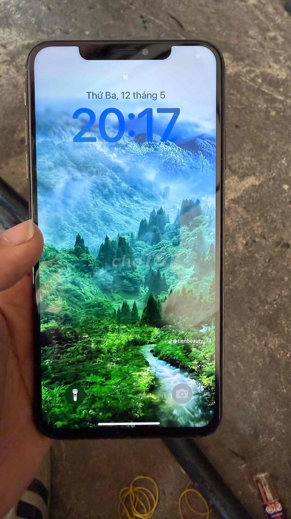 iPhone XS Max 64GB Vàng. Mua bán Điện thoại tại Quận 7 Tp Hồ Chí Minh được đăng bởi Khánh hình 1