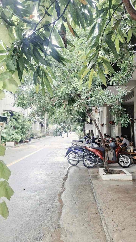 🍀Gấp bán lắm rồi. Nhà lô góc mặt tiền kênh tham lương đường 20m,gần