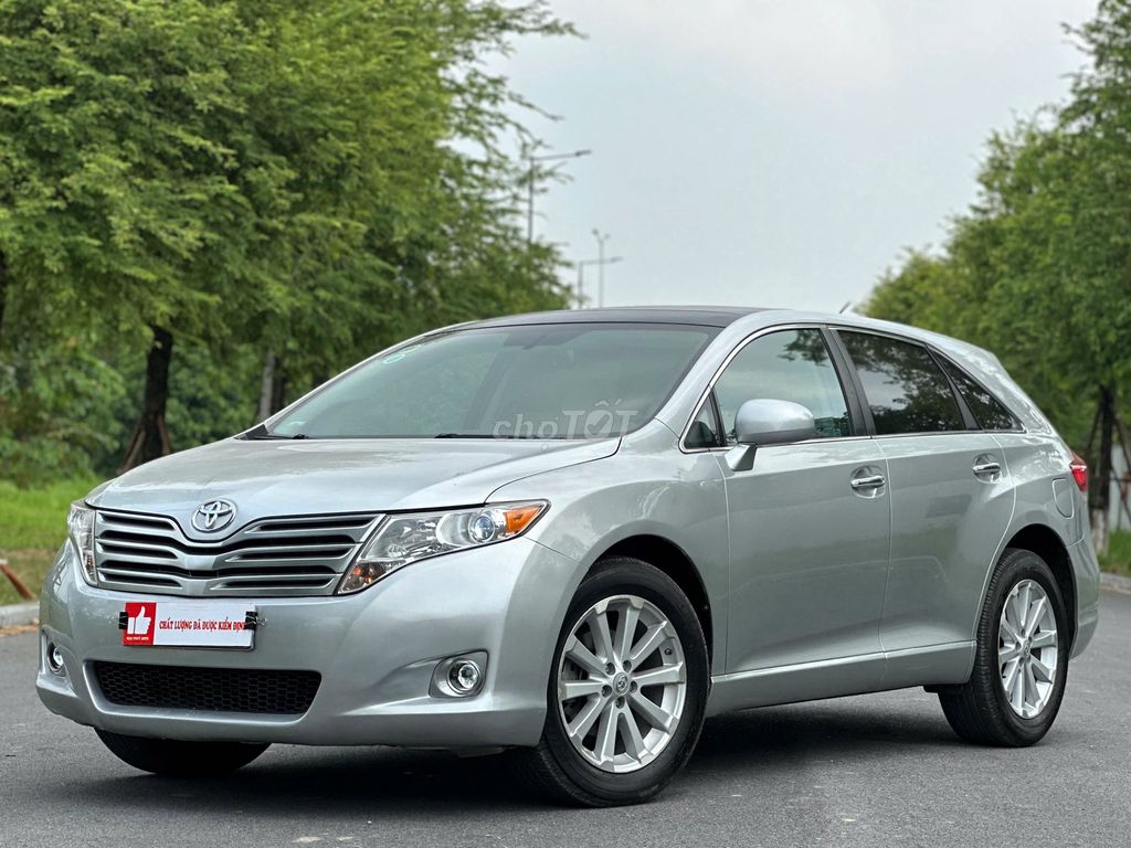 Toyota Venza 2.7AT AWD thuốc độc hàng sưu tầm HIẾM