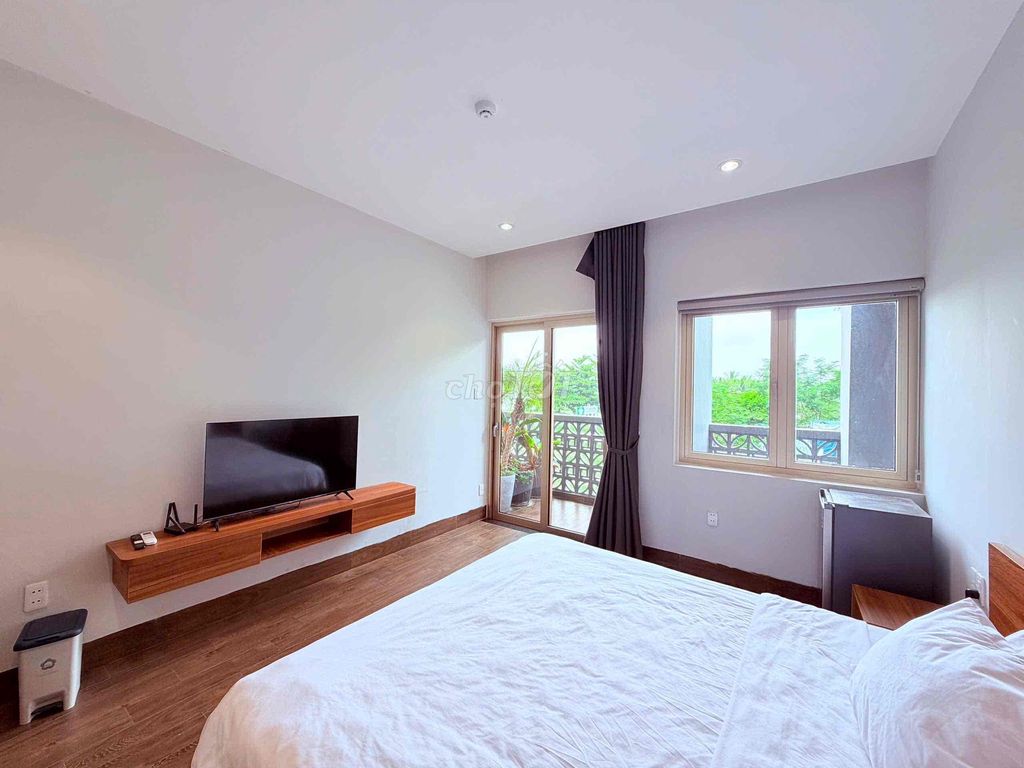 Sea-view studio with pool on Lê Văn Huân — photo 6