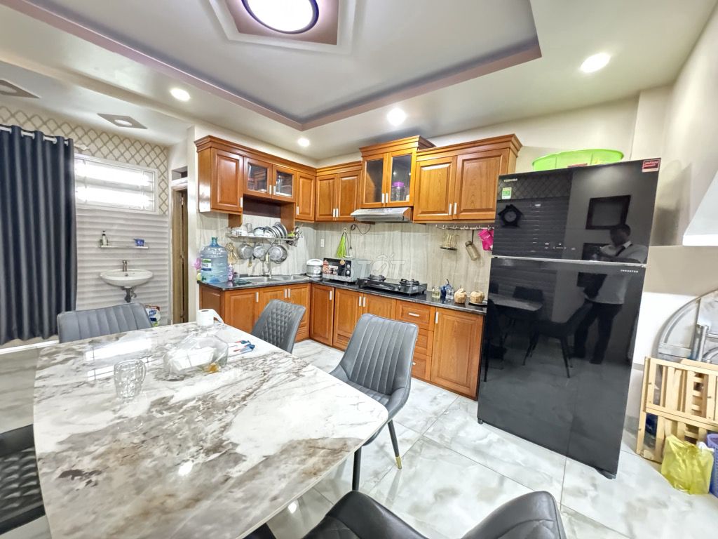 NHÀ PHỐ GÒ VẤP 66M2,1 TRỆT+3 LẦU, 5PN, - 2 MẶT HẺM XE HƠI GIÁ 8 TỶ. Mua bán Nhà ở tại Quận Gò Vấp Tp Hồ Chí Minh được đăng bởi Bui Thi Cam Cac hình 2