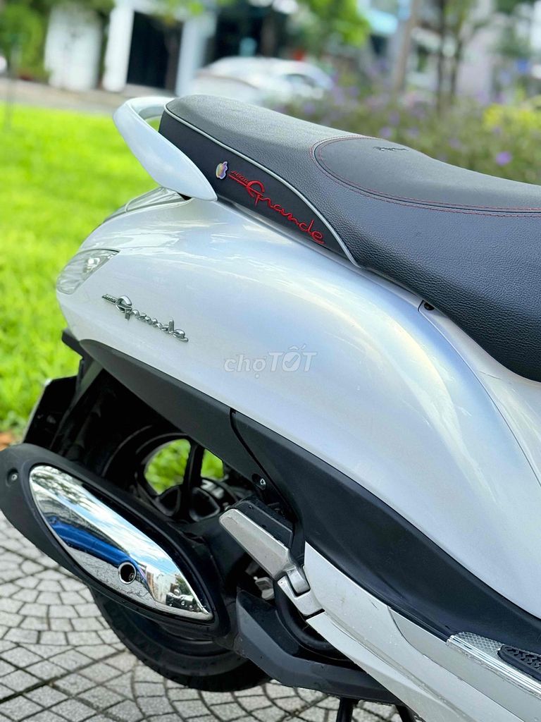 Grande đèn led. phanh abs. khoá smartkey biển 43. Mua bán Xe máy tại Quận Sơn Trà Đà Nẵng được đăng bởi AN  chuyên mua bán xe máy cũ tại 386 ngô quyền sơn trà đà nẵng  BÁN XE TRẢ GÓP hình 11