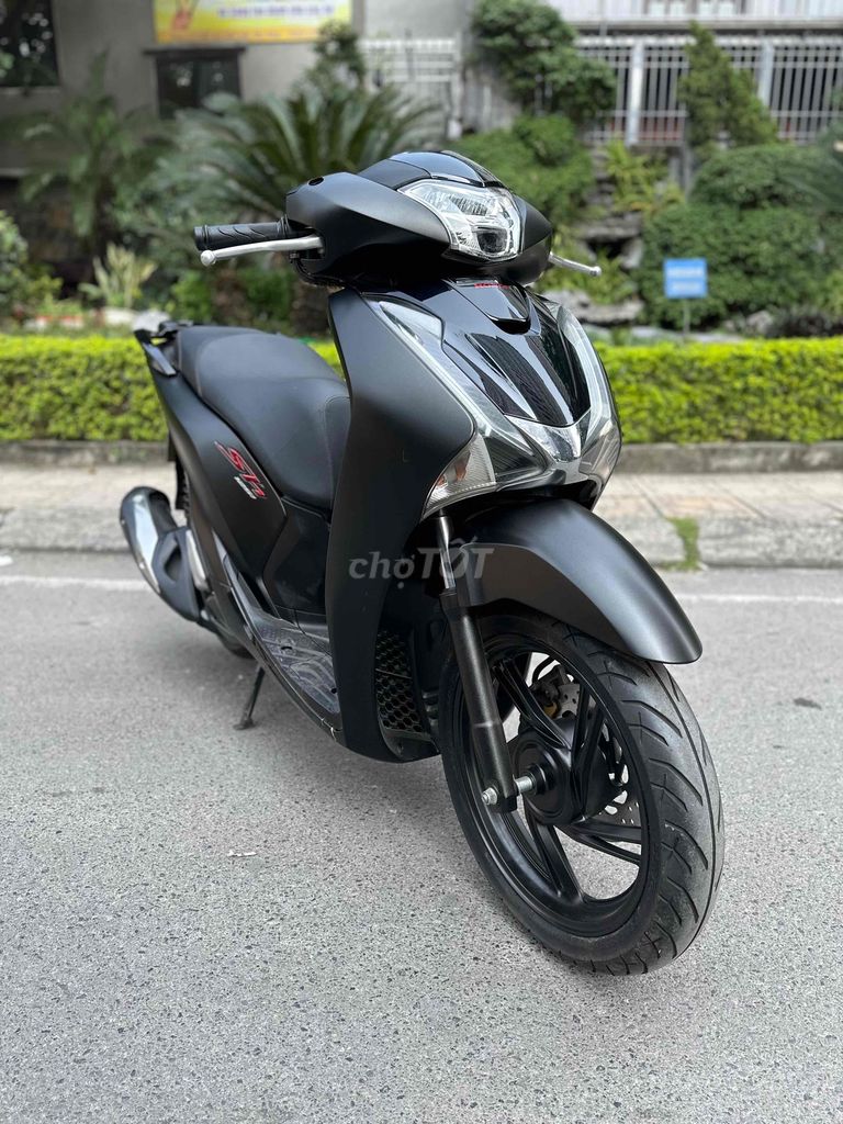 SH Việt 2019 / 125cc phanh CBS Đẹp & Mới. Mua bán Xe máy tại Quận Hoàng Mai Hà Nội được đăng bởi Xe Máy Quân Oanh  hình 1