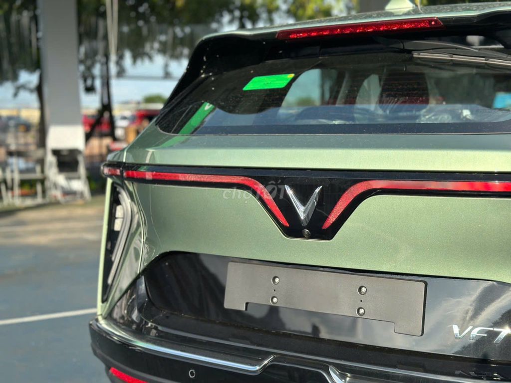 VINFAST VF7 ƯU ĐÃI GIẢM GIÁ, LÃI SUẤT VAY 4.8%/NĂM. Mua bán Ô tô tại Quận Tân Bình Tp Hồ Chí Minh được đăng bởi Chí Nhân VinFast hình 4