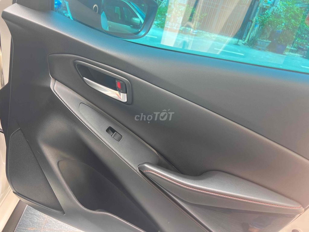 Mazda 2 2016 1.5 AT Hatchback - 89000 km. Mua bán Ô tô tại Thành phố Dĩ An Bình Dương được đăng bởi Hiếu Auto Nghĩa Phát hình 15