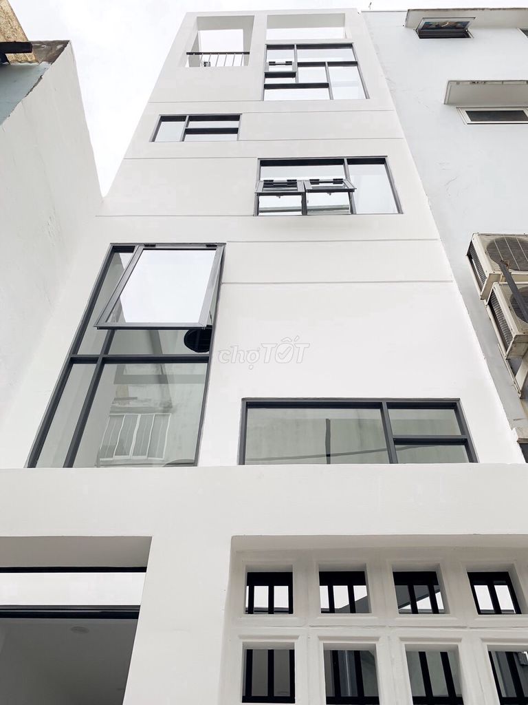 Bán nhà hẻm 4m Đường Thành Thái Quận 10-3.5x10m 4 tầng nhà mới