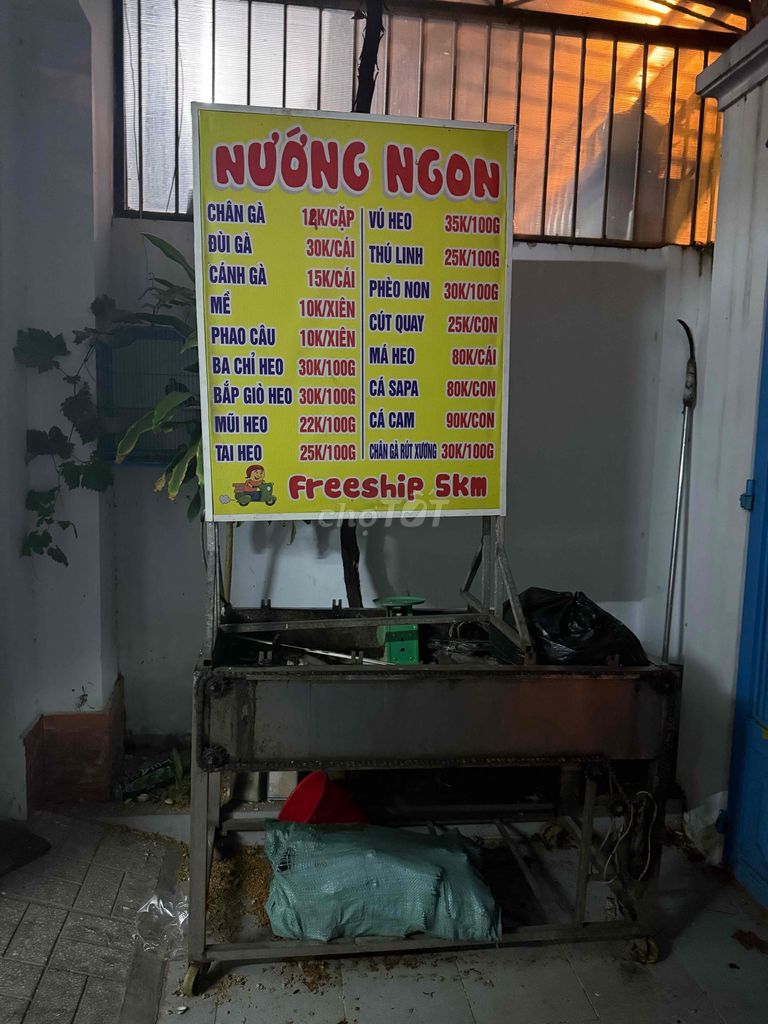 Xe đồ nướng vịt quay nguyên con