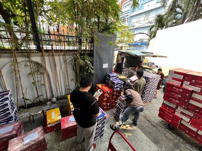 TUYỂN 3 NHÂN VIÊN GIAO HÀNG XE MÁY - ĐI LÀM NGAY
