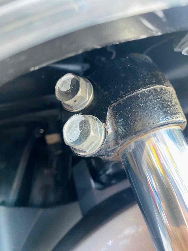 Honda SH150i ABS 2019 Bạc 15000 km. Mua bán Xe máy tại Quận Ninh Kiều Cần Thơ được đăng bởi CHXM Tân Liên Hưng 2 hình 8