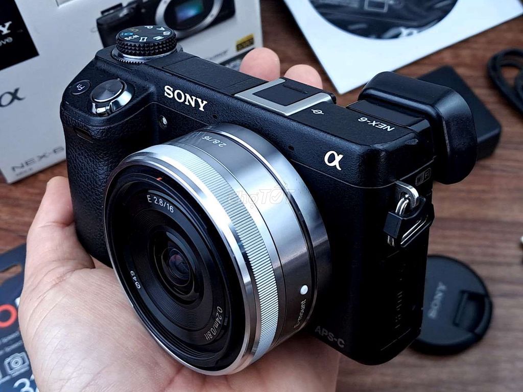 Sony Nex 6 + Lens 16F2.8 Fullbox