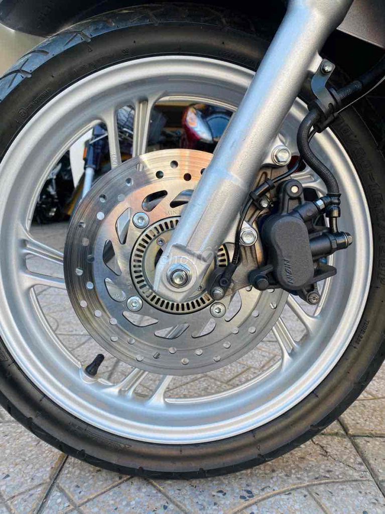 Honda SH150i ABS 2019 Bạc 15000 km. Mua bán Xe máy tại Quận Ninh Kiều Cần Thơ được đăng bởi CHXM Tân Liên Hưng 2 hình 7