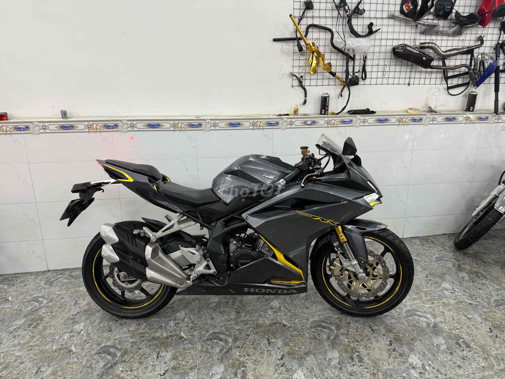 Bán HONDA CBR250RR BSSG dk 2019 ODO6k. Mua bán Xe máy tại Thành phố Thủ Đức Tp Hồ Chí Minh được đăng bởi SHOP XE LƯỚT TUẤN DUY MOTOR LINH XUÂN THỦ ĐỨC hình 11