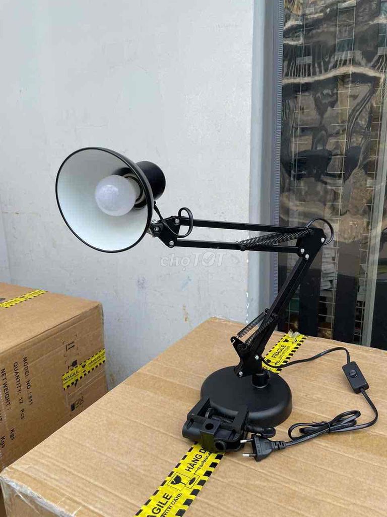 Đèn bàn học LED Kim loại Đen kèm bóng đèn. Mua bán Đèn tại Thành phố Thủ Đức Tp Hồ Chí Minh được đăng bởi D Thanh Hà hình 1