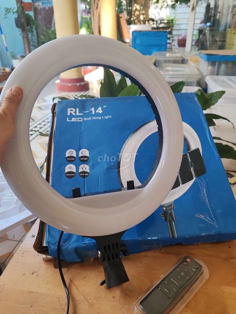Đèn LED vòng RL-14 Trắng 14 inch. Mua bán Đèn tại Quận 7 Tp Hồ Chí Minh được đăng bởi Vy Vy hình 1