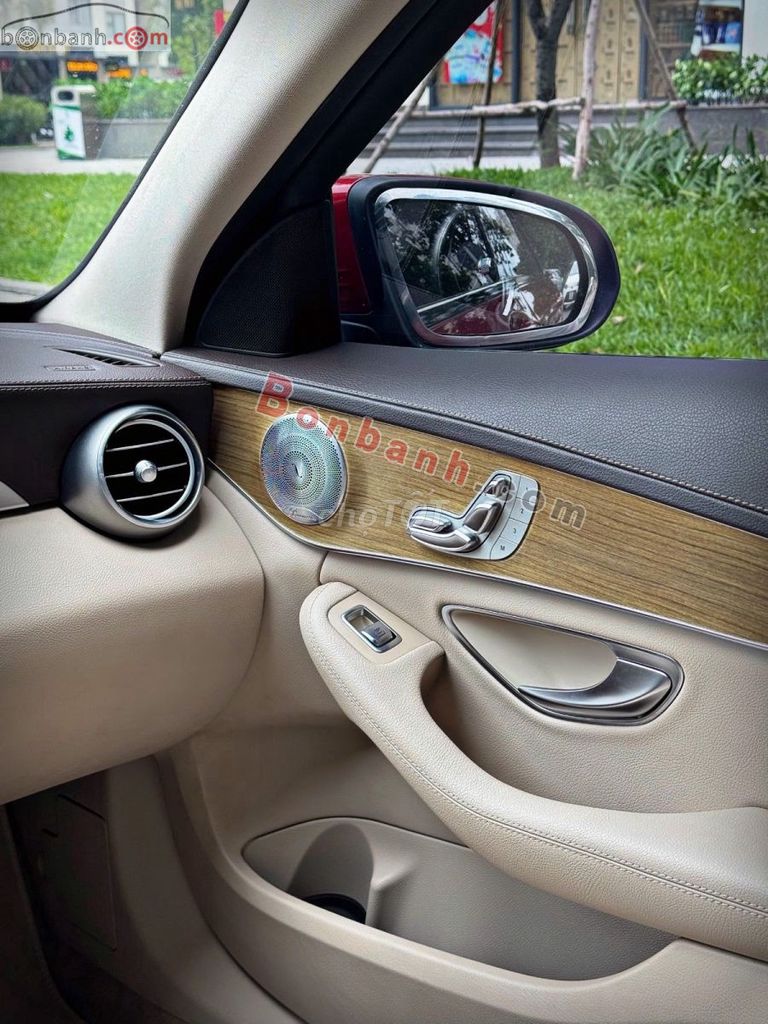 Mercedes Benz C class C250 Exclusive 2017 - 725Tr. Mua bán Ô tô tại Quận 1 Tp Hồ Chí Minh được đăng bởi Nghiêm hình 10