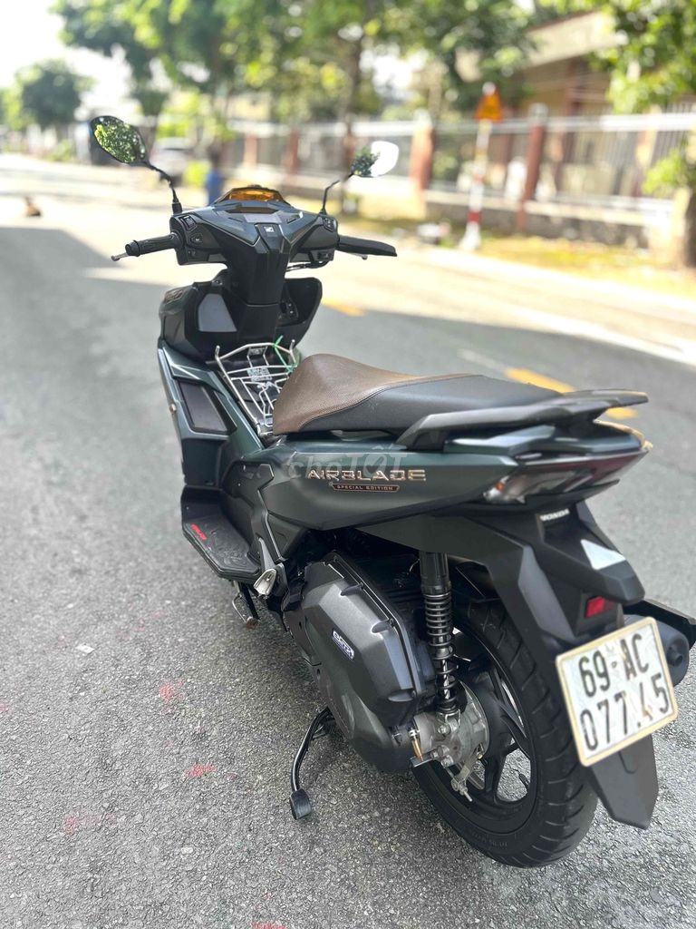 AB LƯỚT 160 ZIN NGUYÊN CON – Odo 12000km. Mua bán Xe máy tại Thị xã Tân Uyên Bình Dương được đăng bởi Hồ Hoàng Cảnh   hình 4