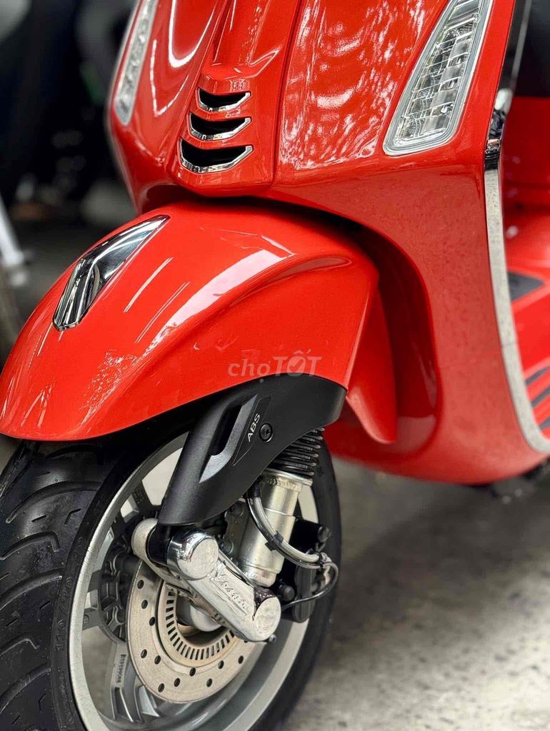 Piaggio Vespa Primavera 125 2024 Đỏ. Mua bán Xe máy tại Quận Cầu Giấy Hà Nội được đăng bởi Tuấn Việt Motor hình 3