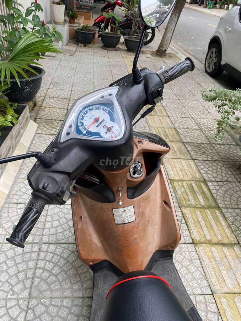 Xe máy Yamaha Mio Ultimo màu nâu đen. Mua bán Xe máy tại Quận Thanh Khê Đà Nẵng được đăng bởi Dương thị thu hà hình 5