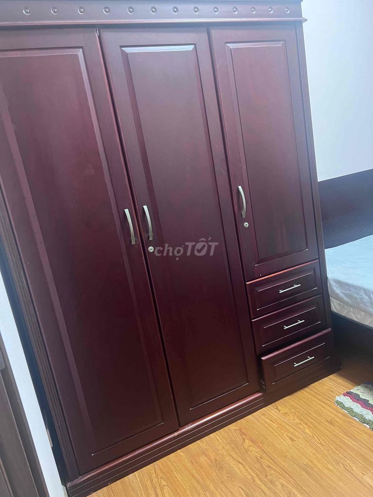 thanh lý giường & Tủ quần áo gỗ thịt tặng nệm. Mua bán Tủ, kệ gia đình tại Quận 7 Tp Hồ Chí Minh được đăng bởi Vũ An Nhà tốt Thủ Đức hình 1