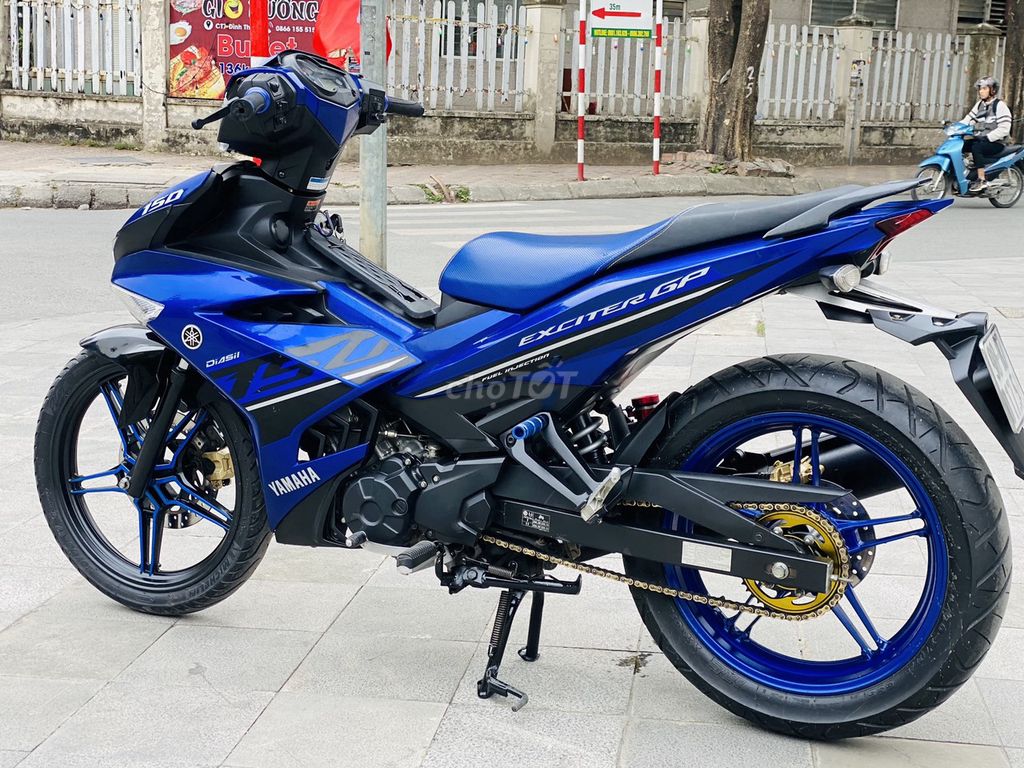 YAMAHA EXCITER 150 GP XE 1 ĐỜI CHỦ MÁY ZIN. Mua bán Xe máy tại Quận Nam Từ Liêm Hà Nội được đăng bởi VIỆT ANH hình 4