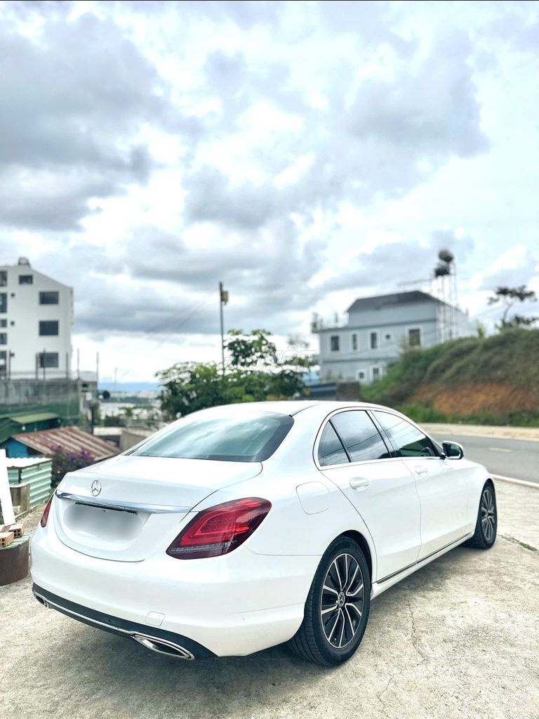 Mercedes Benz C Class 2019  - 61000 km. Mua bán Ô tô tại Thành phố Đà Lạt Lâm Đồng được đăng bởi Huy VF hình 5