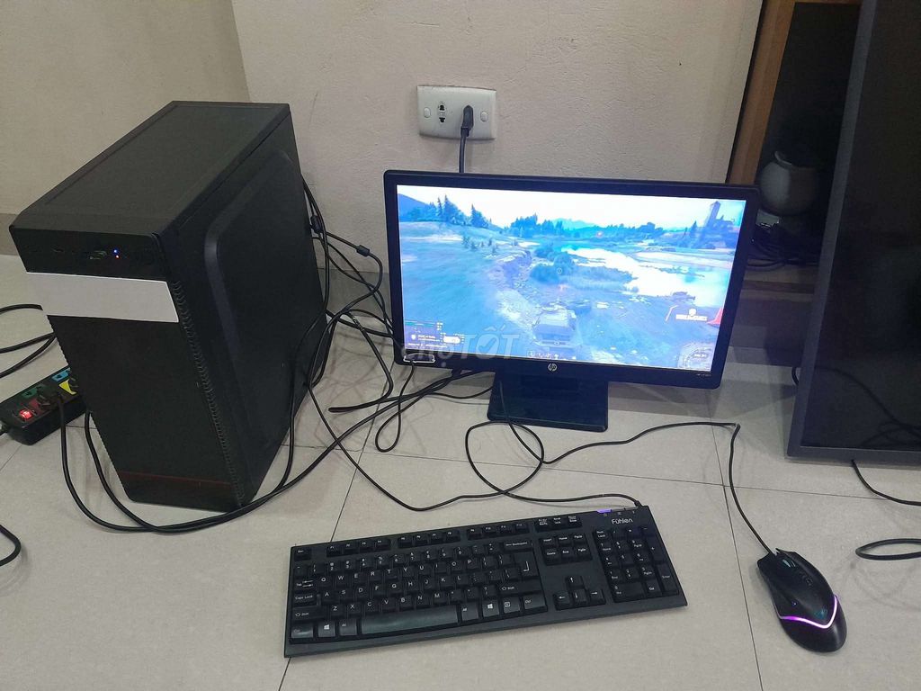 Dell OptiPlex 3080 21 inch 4GB/SSD Giải trí. Mua bán Máy tính để bàn tại Quận Tây Hồ Hà Nội được đăng bởi Trần Thị Phượng hình 1