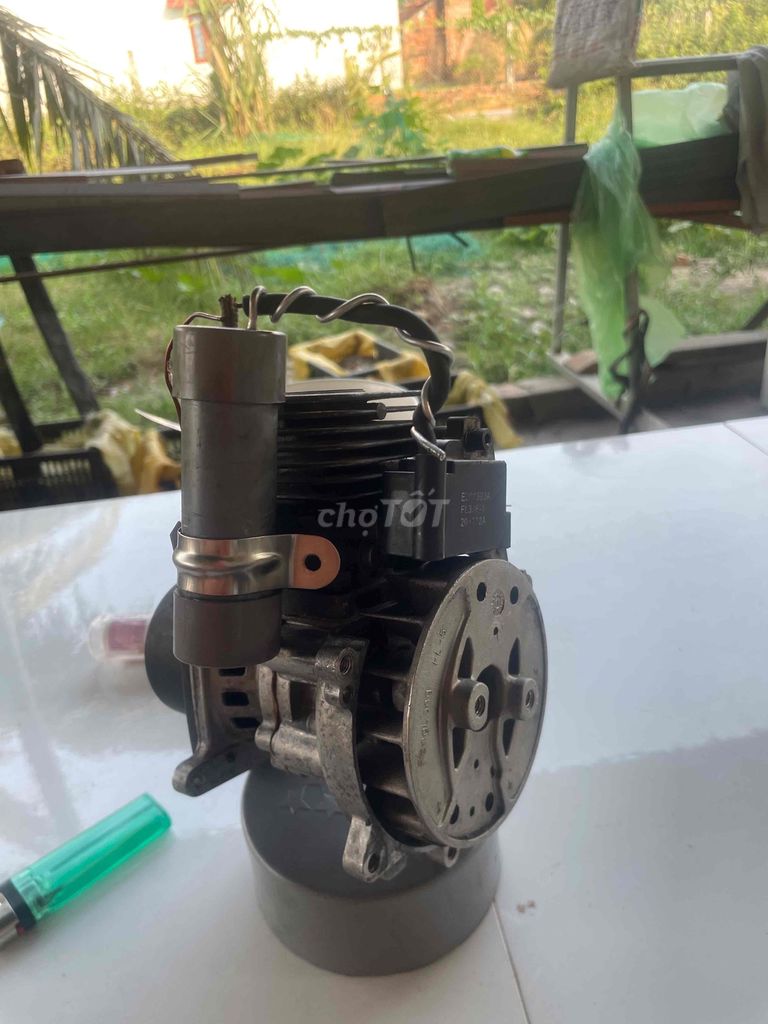 Bật lửa kim loại chế từ máy cắt cỏ. Mua bán Đồ sưu tầm, đồ cổ tại Huyện Tây Sơn Bình Định được đăng bởi hau hình 1