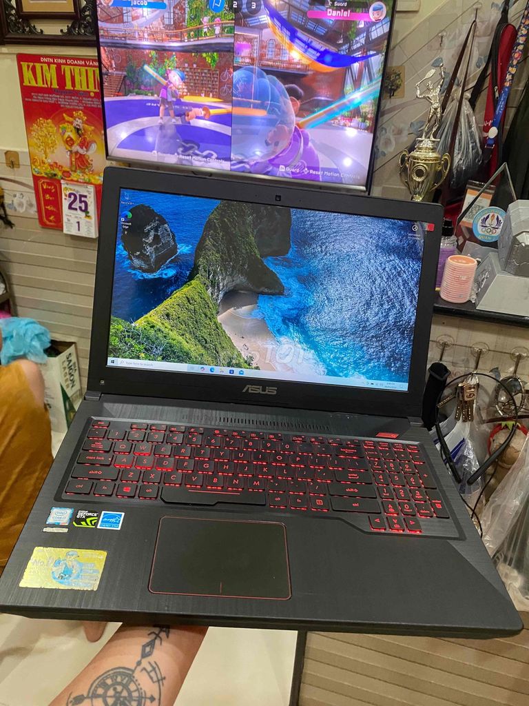 ASUS ROG Laptop gaming i7, GTX 1050 4GB. Mua bán Laptop tại Quận 12 Tp Hồ Chí Minh được đăng bởi UnbornSG Computer hình 1