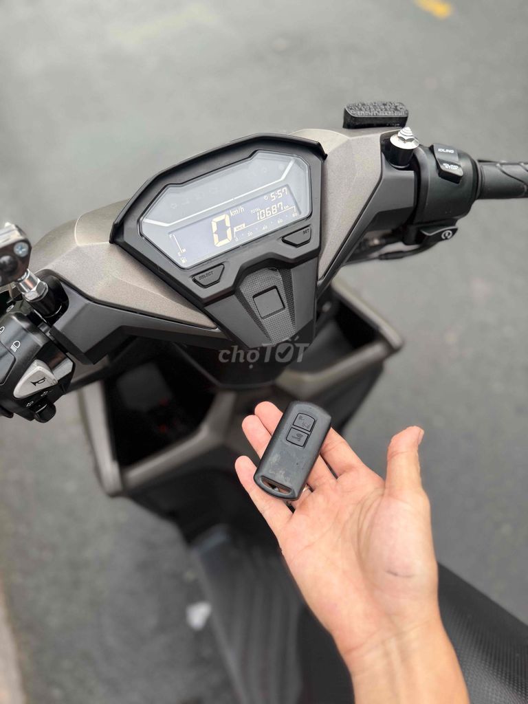 Vario 150 2020 B65 Lướt GÓP CẦN CCCD ĐỦ 18 TRẢ 20%. Mua bán Xe máy tại Quận Ninh Kiều Cần Thơ được đăng bởi XE MÁY HOÀNG YẾN hình 5