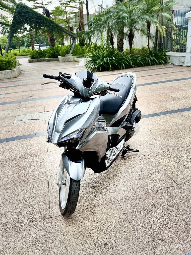 Honda Airblade 125 chính chủ. Mua bán Xe máy tại Quận Bắc Từ Liêm Hà Nội được đăng bởi XE MÁY ÁNH QUÂN hình 3