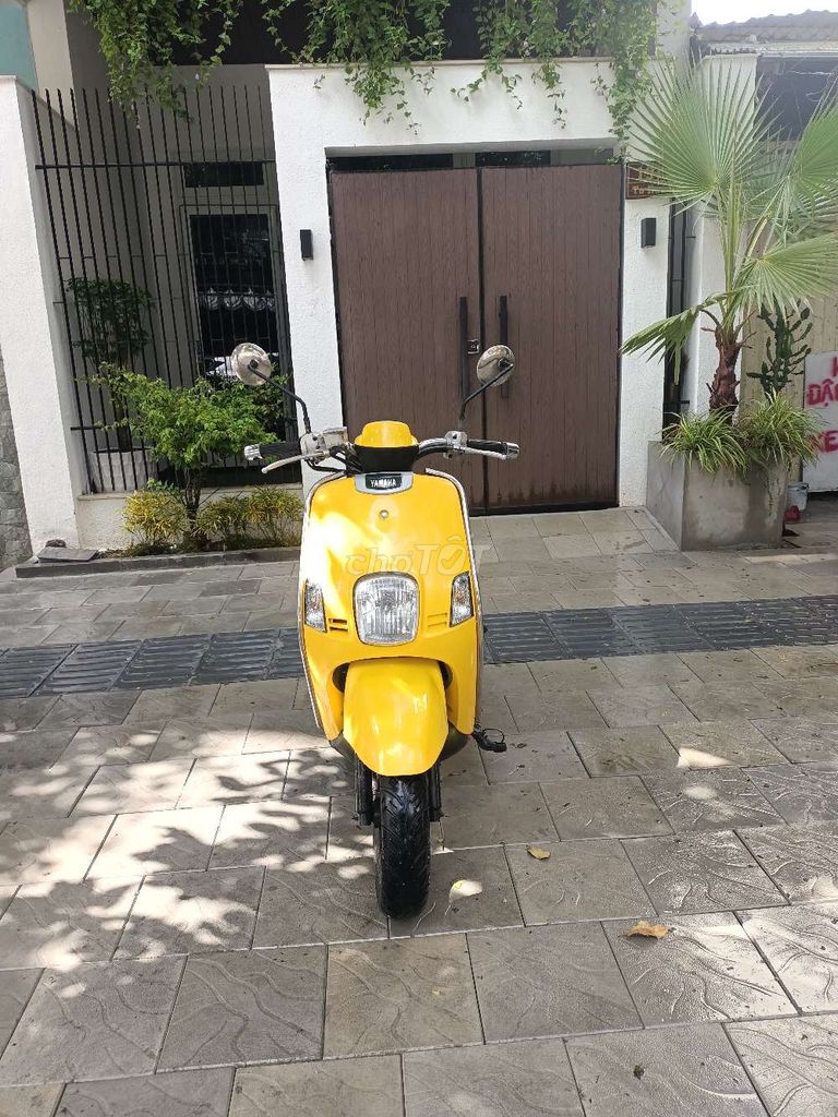 Скутер Yamaha CUXI желтый