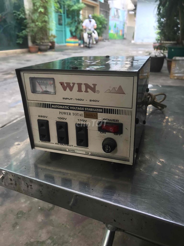 ổn áp 500w hiệu WIN zin đẹp ra 220-110-100v