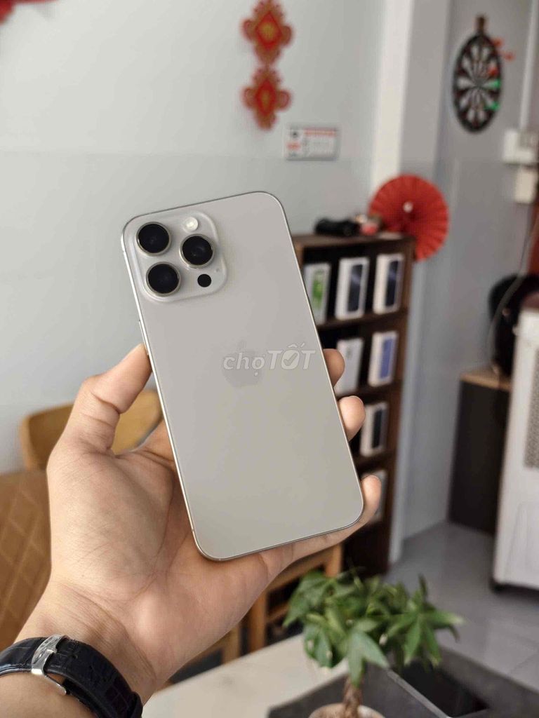Apple iPhone 15 Pro Max 512GB titan. Mua bán Điện thoại tại Huyện Lấp Vò Đồng Tháp được đăng bởi thanh thanh hình 1