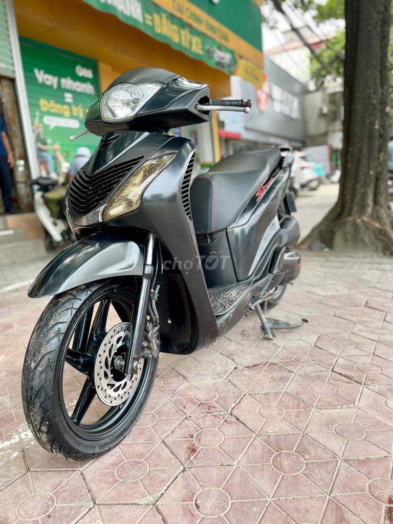 Хонда SH 125i 2015 черная