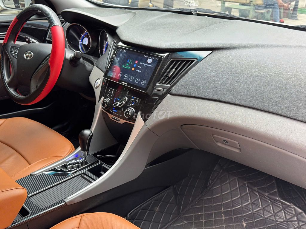 Hyundai Sonata 2012 2.0 AT - 68000 km cọp zin. Mua bán Ô tô tại Quận Gò Vấp Tp Hồ Chí Minh được đăng bởi Trần hình 14