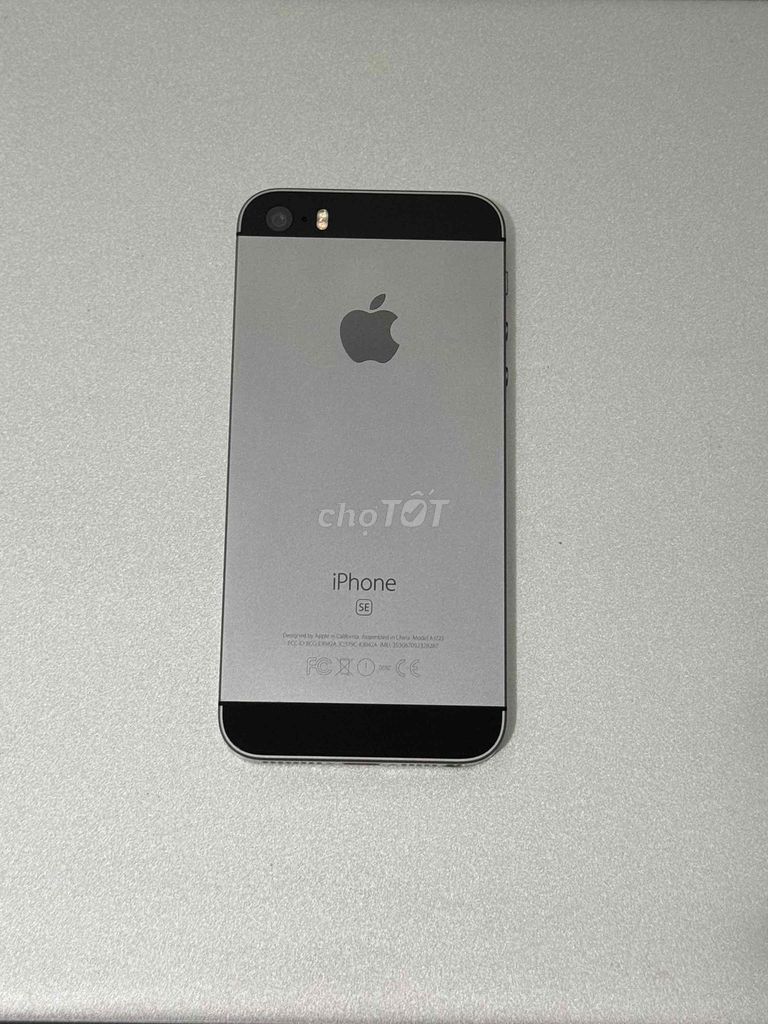 Apple iPhone SE 128GB Xám. Mua bán Điện thoại tại Quận Thốt Nốt Cần Thơ được đăng bởi Chip Chip hình 1