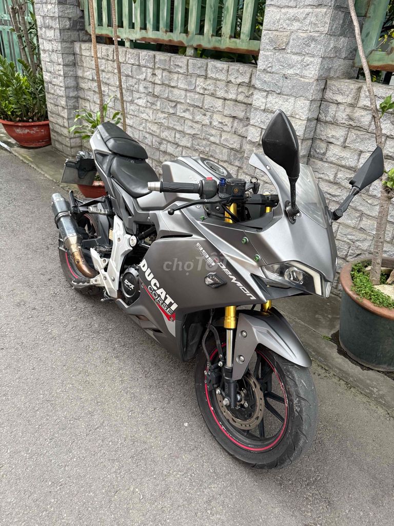 GPX Racing Demon GR150 Xám 42598 km. Mua bán Xe máy tại Thành phố Thủ Đức Tp Hồ Chí Minh được đăng bởi phạm văn lâm hình 1