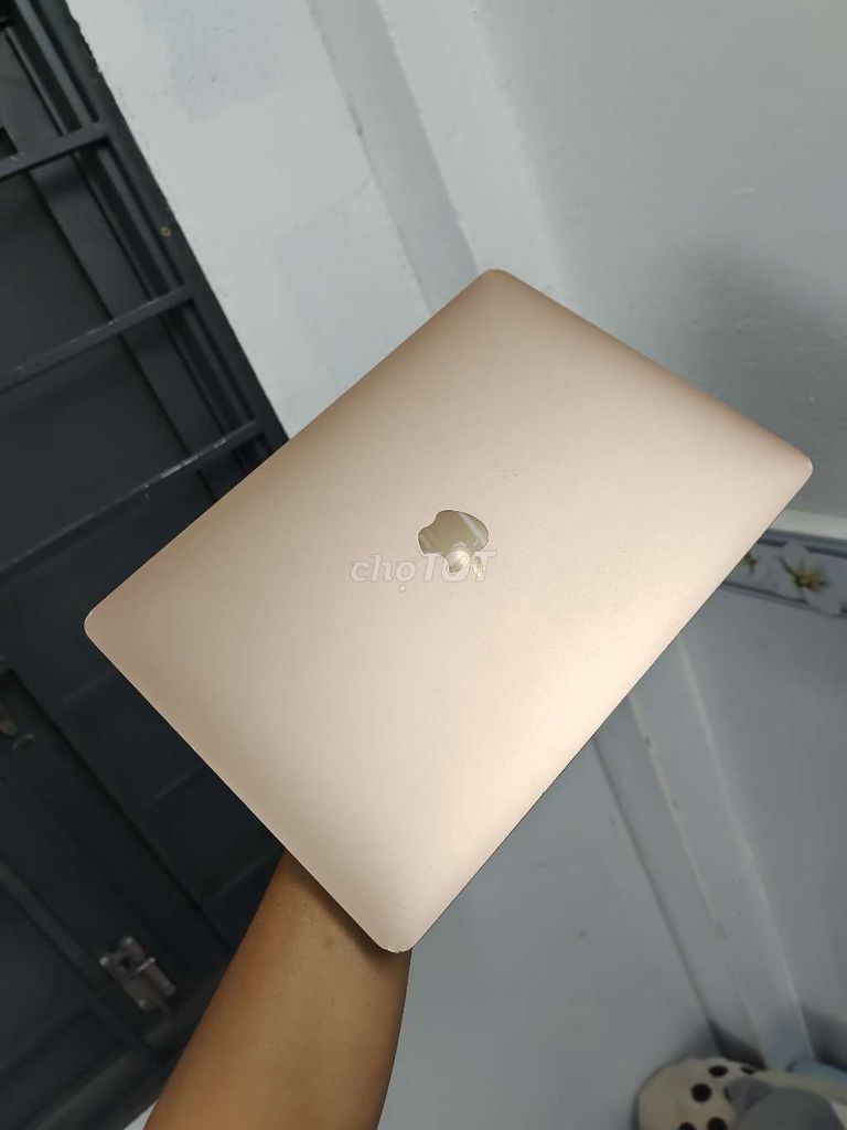 MacBook Air M1 2020 8GB/256GB Vàng. Mua bán Laptop tại Thành phố Thủ Đức Tp Hồ Chí Minh được đăng bởi Công ty TNHH Dịch Vụ Ngọc Gia Bảo Computer hình 1