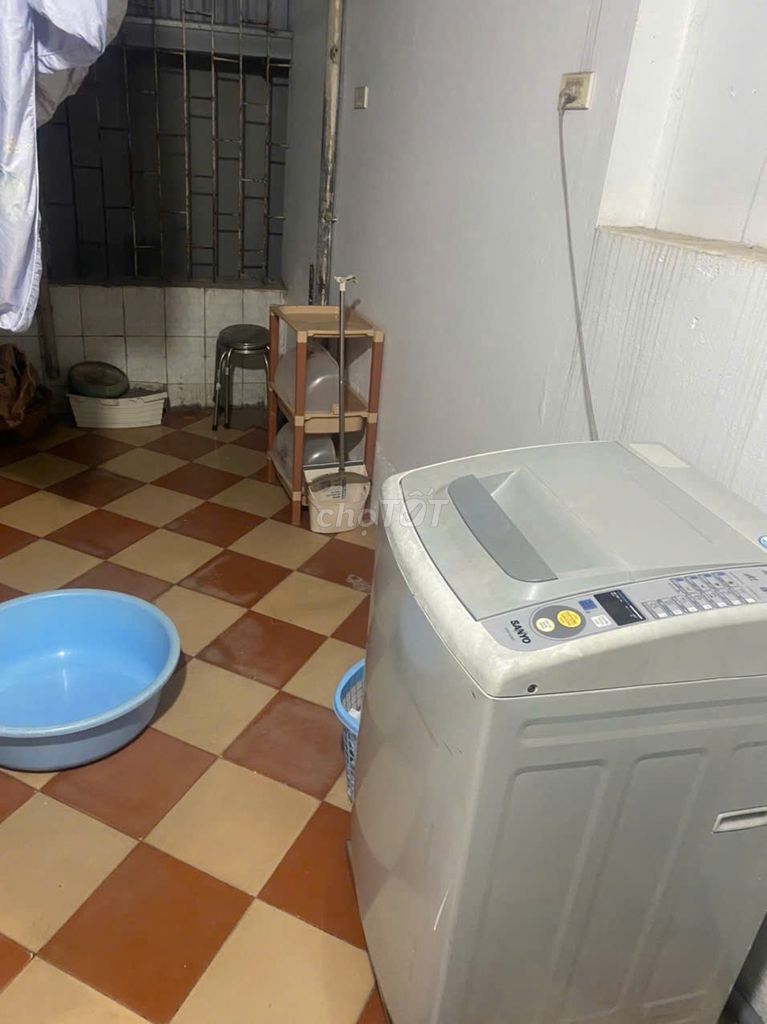 Cực hiếm nhỉnh 4 tỷ có nhà 25m2 x 5 tầng, phố Bạch Mai, Hai Bà Trưng.