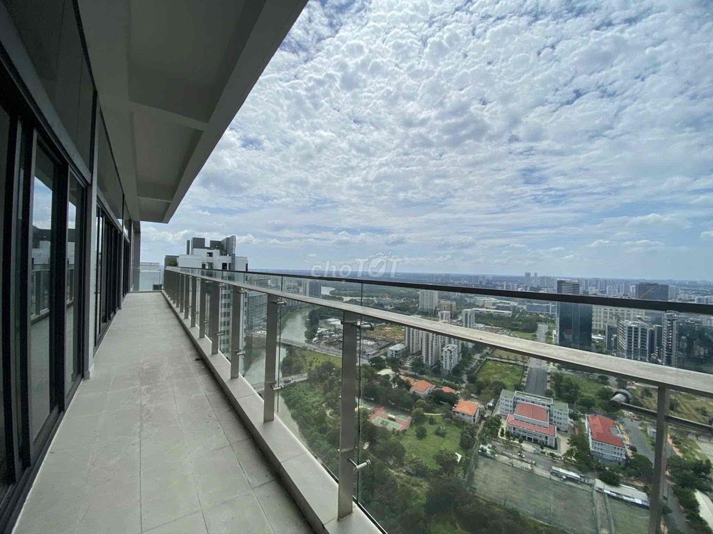 BÁN PENTHOUSE THE VIEW 304M2 NHÀ THÔ GIÁ 26 TỶ