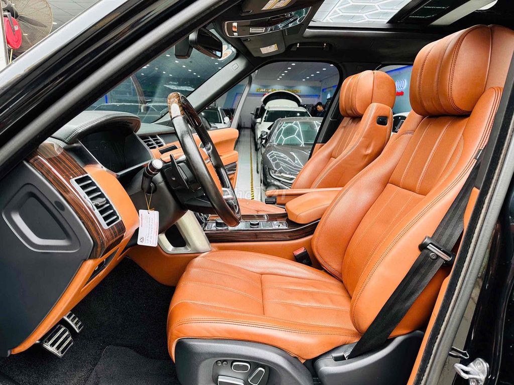 Range Rover Autobiography 5.0 2013 Đen. Mua bán Ô tô tại Quận 8 Tp Hồ Chí Minh được đăng bởi Hồng Phúc hình 4