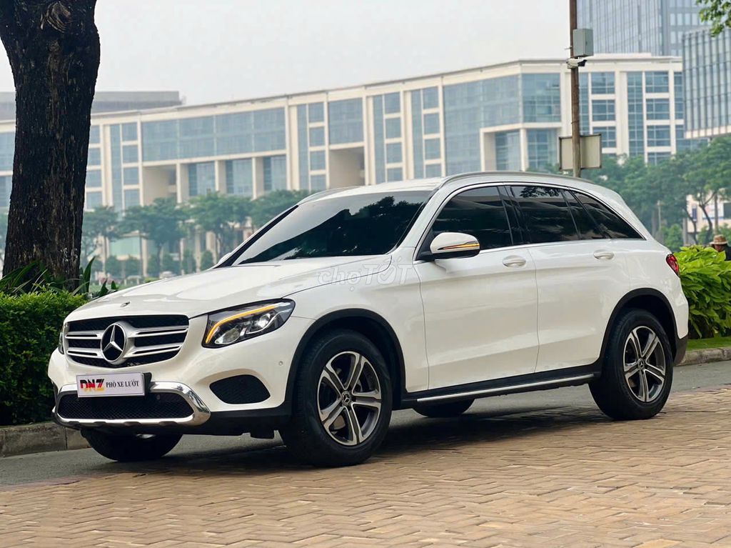 Mercedes Benz GLC200 Model 2020, SIÊU ĐẸP